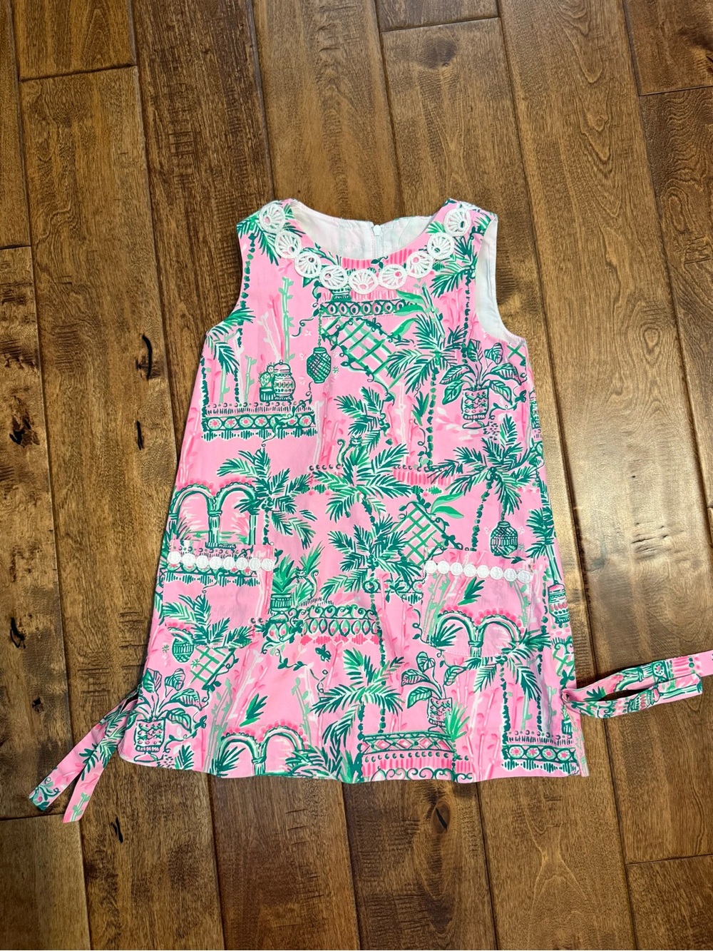 Lilly girls pink and green dress size 4